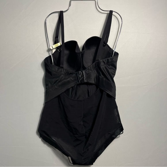 Maidenform® Firm Control Shapewear Easy-Up Strapless Body Shaper 38B NWT - Picture 6 of 11